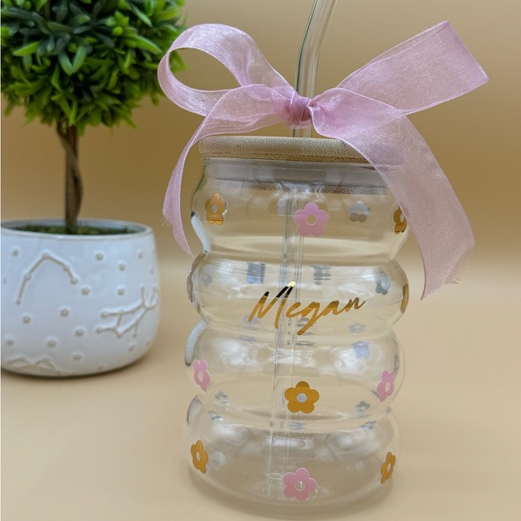 Daisy Glass Tumbler, Iced Coffee Glass Wave, Retro Flower Iced Coffee Cup 18 Oz - Picture 4 of 7